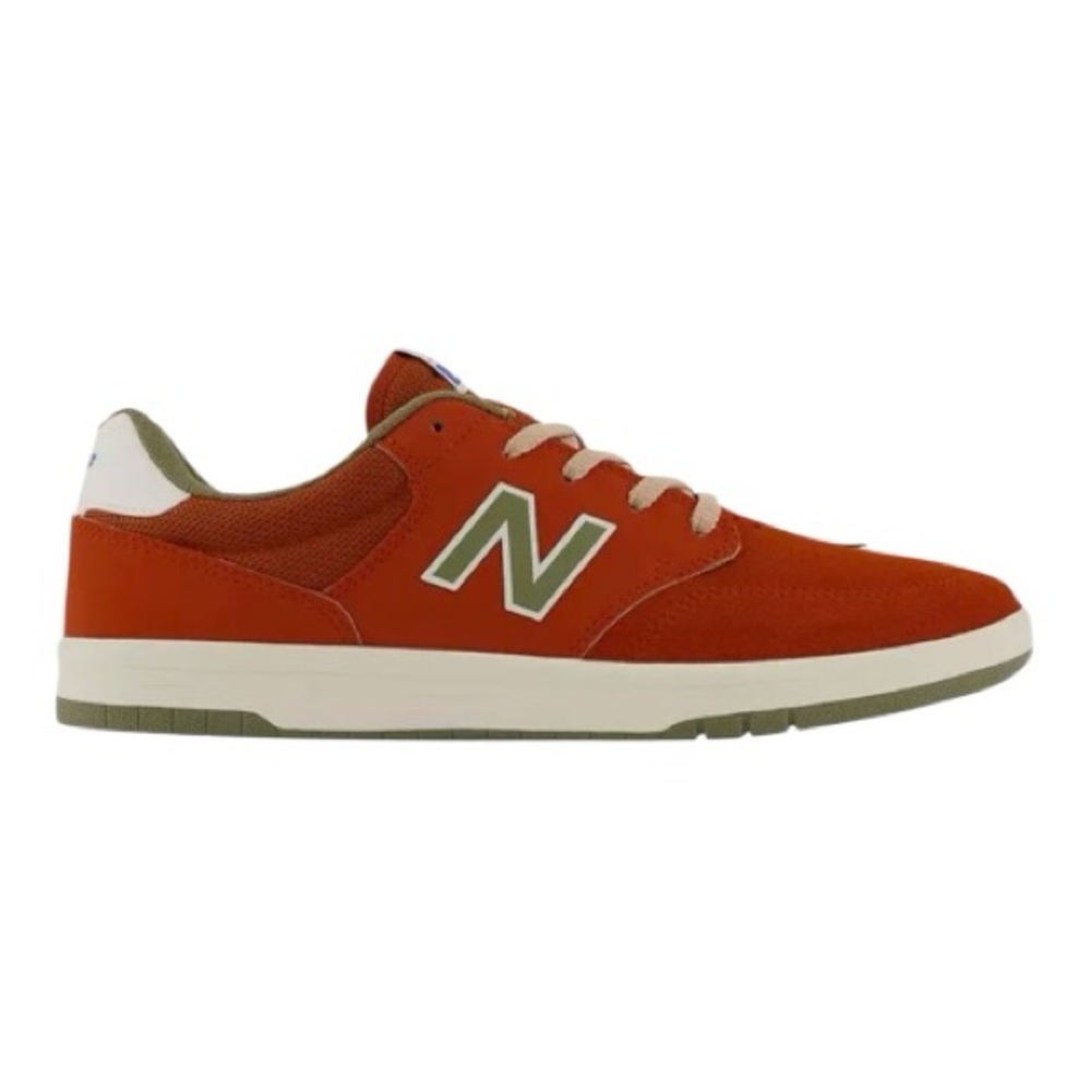2022 Numeric 425 'Rust White' size 8.5